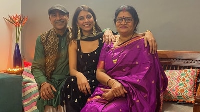 Comedian and content creator Dolly Singh won millions of hearts when she bought a house for her parents in 2020. “My lifelong dream of gifting my parents a home has finally come true,” the Nainital-born, Delhi-based influencer wrote on Instagram. (Instagram)