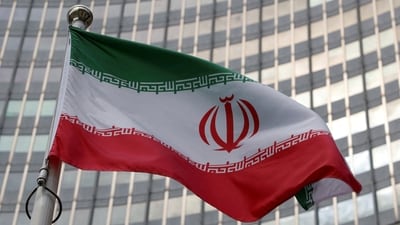 A candidate in Iran's presidential election withdrew from the race late Wednesday in an election marked by voter discontent after Raisi's death (REUTERS)