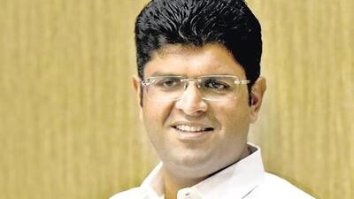 Jannayak Janta Party leader and former deputy CM Dushyant Chautala on Thursday demanded that the state should have “a full-time home minister” in view of the deteriorating law and order. Chief minister Nayab Singh Saini holds the home portfolio at present. (HT file photo) Jannayak Janta Party leader and former deputy CM Dushyant Chautala on Thursday demanded that the state should have “a full-time home minister” in view of the deteriorating law and order. Chief minister Nayab Singh Saini holds the home portfolio at present. (HT file photo)