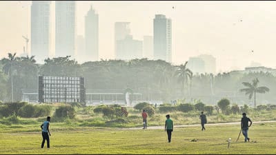 Mumbai, India - Jan. 12, 2013: Smoggy weather over Mumbai's skyline seen from Mahalaxmi racecourse in Mumbai, India, on Saturday, January 12, 2013. (Photo by Pratik Chorge/Hindustan Times) (Pratik Chorge/HT Photo) Mumbai, India - Jan. 12, 2013: Smoggy weather over Mumbai's skyline seen from Mahalaxmi racecourse in Mumbai, India, on Saturday, January 12, 2013. (Photo by Pratik Chorge/Hindustan Times) (Pratik Chorge/HT Photo)