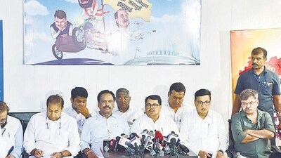 Mumbai, India – June 26, 2024: Leader of Opposition in Maharashtra Assembly Vijay Wadettiwar, along with Shiv Sena (UBT) leader Ambadas Danve and Congress leader Balasaheb Thorat address a press conference, a day before the commencement of the Monsoon Session of the State Assembly, in Mumbai, India, on Tuesday, June 26, 2024. (Photo by Bhushan Koyande/HT Photo)