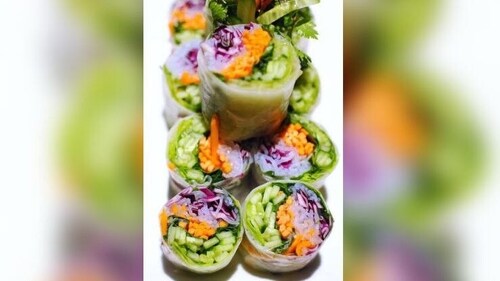 Fresh and crunchy veggie rice paper roll with colourful vegetables and a tangy dipping sauce is a must-try. (Pinterest) Fresh and crunchy veggie rice paper roll with colourful vegetables and a tangy dipping sauce is a must-try. (Pinterest)