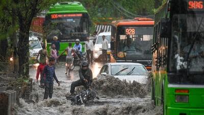 A flooded Rohtak Road in New Delhi on Friday. (Sanchit Khanna/HT Photo) A flooded Rohtak Road in New Delhi on Friday. (Sanchit Khanna/HT Photo)