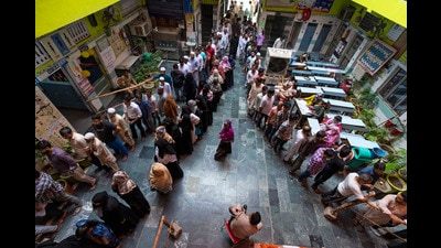 People queue up to cast their vote in New Delhi on May 25, 2024. (Altaf Qadri/AP Photo) People queue up to cast their vote in New Delhi on May 25, 2024. (Altaf Qadri/AP Photo)