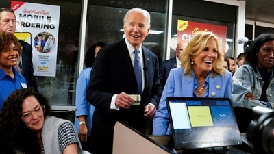 U.S. President Joe Biden and First Lady Jill Biden laugh as they pick up an order from a Waffle House in Marietta, Georgia, after participating in a presidential debate in Atlanta, Georgia, U.S., June 28, 2024. REUTERS/Elizabeth Frantz (REUTERS)