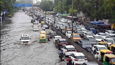 Waterlogged ITO in New Delhi on Friday. (Sanjeev Verma/HT Photo) Waterlogged ITO in New Delhi on Friday. (Sanjeev Verma/HT Photo)