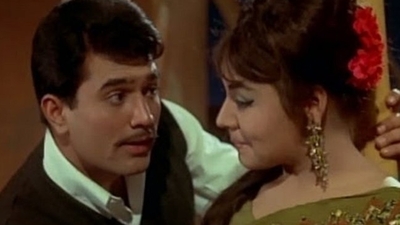 Rajesh Khanna and Farida Jalal in a still from Aradhana.
