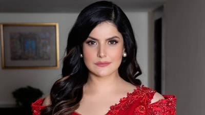 Zareen Khan on freckles trend