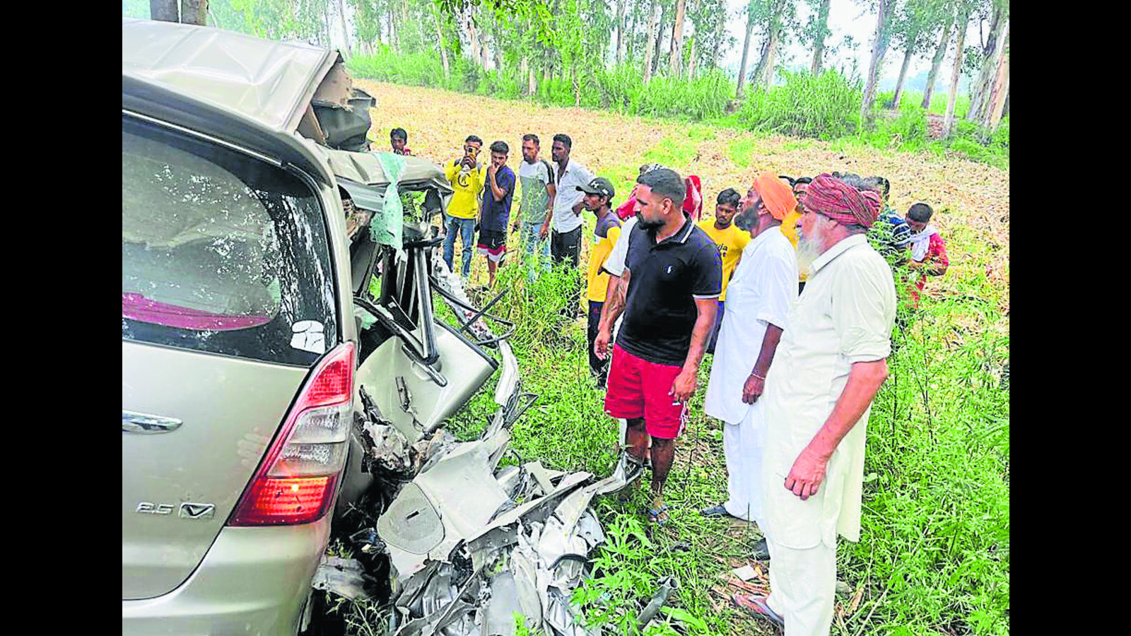 Four of Jammu family killed in road accident in Tanda | Hindustan Times
