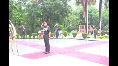 Lieutenant General NS Raja Subramani at a ceremony at the Smritika War Memorial on Saturday (HT Photo)