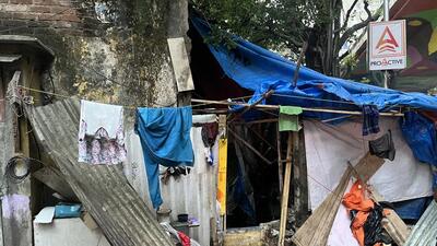 Mumbai, India – June 29, 2024: House Wall collapse at Abddul Latif Chawl, 2 person injured nr Deepak Talkies,, in Mumbai, India, on Saturday, June 29, 2024. (Photo by Bhushan Koyande/HT Photo)