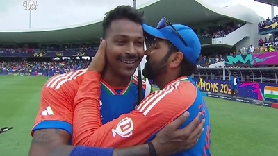 Rohit Sharma hugs and kisses Hardik Pandya after India's T20 World Cup win (X)