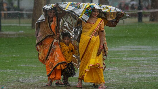 The IMD has predicted fairly widespread to widespread light to moderate rainfall accompanied with thunderstorm, lightning to be very likely over Haryana-Chandigarh-Delhi during next five days. Isolated to very heavy rainfall is also likely in the region between June 29 to July 1.&nbsp;(PTI)