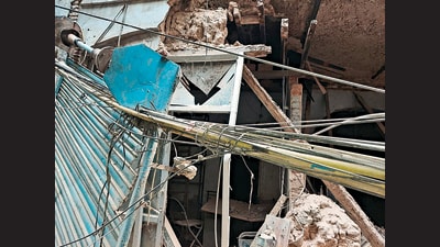 A portion of an old building collapsed in Ballimaran last week. (HT Photo) A portion of an old building collapsed in Ballimaran last week. (HT Photo)
