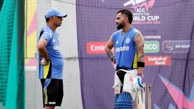 India's head coach Rahul Dravid and cricketer Virat Kohli during a practice session (Surjeet Yadav)
