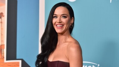 Bride stunned after Katy Perry greeted and high-fived her on her wedding day while leaving Paris Fashion Week. (Photo by Jordan Strauss/Invision/AP) (Jordan Strauss/Invision/AP) Bride stunned after Katy Perry greeted and high-fived her on her wedding day while leaving Paris Fashion Week. (Photo by Jordan Strauss/Invision/AP) (Jordan Strauss/Invision/AP)