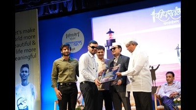 Like Jamadar and Bawiskar, many other students of Deepstambh were honoured for achieving success in various competitive exams such as UPSC, Maharashtra Public Service Commission (MPSC) and banking among others. (HT PHOTO) Like Jamadar and Bawiskar, many other students of Deepstambh were honoured for achieving success in various competitive exams such as UPSC, Maharashtra Public Service Commission (MPSC) and banking among others. (HT PHOTO)