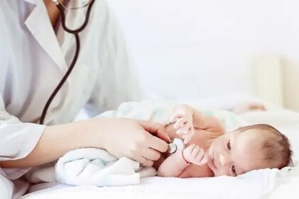 A Paediatrician tends to an infant. (Unsplash) A Paediatrician tends to an infant. (Unsplash)