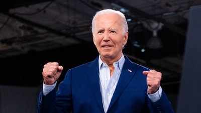 Joe Biden finds it difficult to function outside of 6-hour window of daylight, new report claims (Photographer: Cornell Watson/Bloomberg) (Bloomberg) Joe Biden finds it difficult to function outside of 6-hour window of daylight, new report claims (Photographer: Cornell Watson/Bloomberg) (Bloomberg)