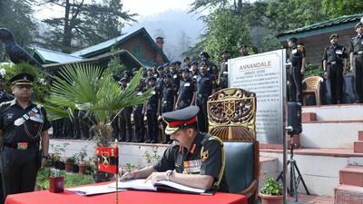 Lieutenant General Devendra Sharma taking over as the 25th general officer commanding-in-chief (GoC-in-C) of the Army Training Command (ARTRAC) in Shimla on Monday. (HT Photo)