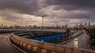 ICICI Prudential Asset Management Company Limited has purchased 1,464 sq m of land along with a commercial space comprising 12 floors spread across an area of 63,000 sq ft in Santacruz East. (Representational photo) (PTI)