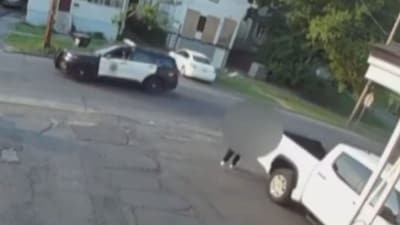 Illegal immigrant carries body of woman he killed out of Airbnb in NY exactly as police cruiser drives by (@CollinRugg/X) Illegal immigrant carries body of woman he killed out of Airbnb in NY exactly as police cruiser drives by (@CollinRugg/X)