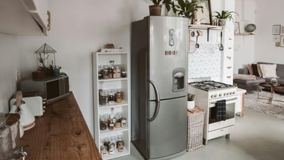 Optimize kitchen space with efficient 400L refrigerators, perfect for families seeking ample storage. (Pexels) Optimize kitchen space with efficient 400L refrigerators, perfect for families seeking ample storage. (Pexels)