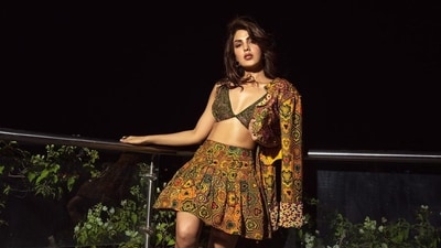 After making her Bollywood debut in 2013, Rhea Chakraborty was seen in the 2014 film Sonali Cable. Since then, she has appeared in many films. In April 2024, she posted this photo of her look as a showstopper from a fashion show.&nbsp; 
