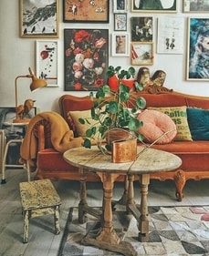 Display sentimental items for a personal touch. (Pinterest) Display sentimental items for a personal touch. (Pinterest)