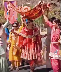 Taapsee Pannu wedding outfit Taapsee Pannu wedding outfit