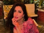 Mahira Khan wore a green one-shoulder dress to an event. Check it out inside. 