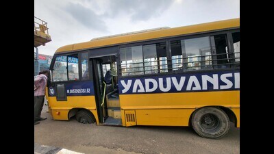 A school bus got stuck after a portion of the Gurugram-Sohna elevated highway caved in due to the collapse of a drain in Sector 47 near Malibu Town in Gurugram on Tuesday. (Parveen Kumar/HT PHOTO) A school bus got stuck after a portion of the Gurugram-Sohna elevated highway caved in due to the collapse of a drain in Sector 47 near Malibu Town in Gurugram on Tuesday. (Parveen Kumar/HT PHOTO)