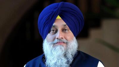 Senior Akali leaders have raised a banner of revolt against Sukhbir Badal, asking him to step down from the post of the party chief. These leaders have announced to launch statewide ‘Akali Bachao lehar’. (HT Photo)