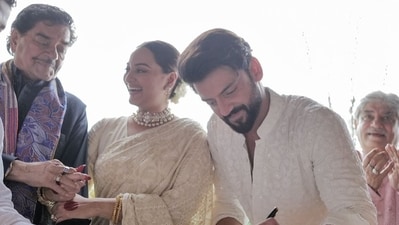 Shatrughan Sinha called Sonakshi-Zaheer 'made for each other' in his recent tweet. Shatrughan Sinha called Sonakshi-Zaheer 'made for each other' in his recent tweet.