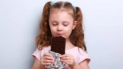 Chocolate's high sugar content promotes the growth of germs in the mouth, contributing to plaque and gum disease. (Unsplash) Chocolate's high sugar content promotes the growth of germs in the mouth, contributing to plaque and gum disease. (Unsplash)