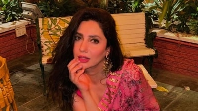 Mahira Khan wore a green one-shoulder dress to an event. Check it out inside. (Instagram) Mahira Khan wore a green one-shoulder dress to an event. Check it out inside. (Instagram)