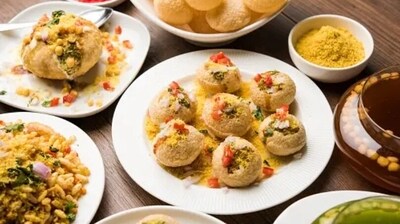 Hygiene concerns: Pani Puris are prepared and served on the street. Hygiene concerns such as unclean utensils, contaminated water and uncleaned ingredients can lead to food-borne diseases. (Unsplash) Hygiene concerns: Pani Puris are prepared and served on the street. Hygiene concerns such as unclean utensils, contaminated water and uncleaned ingredients can lead to food-borne diseases. (Unsplash)