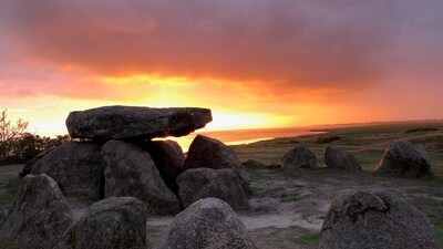 The burial site extends about 270,000 feet. (Representational Image/@Unsplash ) The burial site extends about 270,000 feet. (Representational Image/@Unsplash )