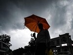 Dark clouds hover over Connaught Place on Wednesday afternoon. (Sanchit Khanna/HT Photo) Dark clouds hover over Connaught Place on Wednesday afternoon. (Sanchit Khanna/HT Photo)