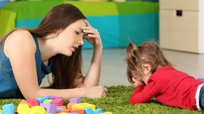 They do not feel connected to us: When a child feels dissociated from the parent, they start acting up and not listening to the parent, in order to gain their attention.&nbsp; (Unsplash)