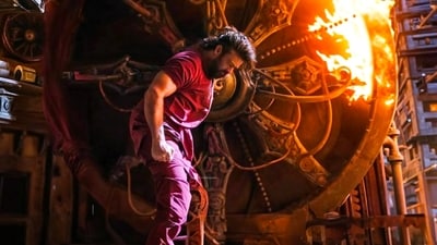 Kalki 2898 AD box office collection day 7: Prabhas in a key scene from the sci-fi film. Kalki 2898 AD box office collection day 7: Prabhas in a key scene from the sci-fi film.