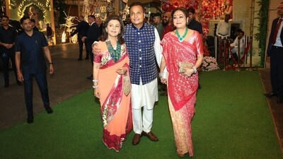 Anil and Tina Ambani were also present at the Mameru ceremony, there to bless the couple will will marry on July 12. Anil and Tina Ambani were also present at the Mameru ceremony, there to bless the couple will will marry on July 12.