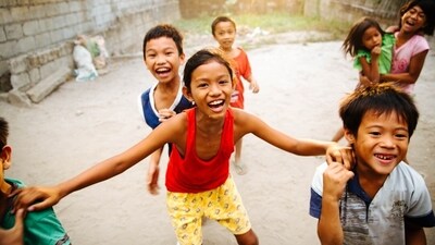 It's important to take precautions in warmer weather, especially with younger kids, who are more susceptible to heat illness. (Unsplash ) It's important to take precautions in warmer weather, especially with younger kids, who are more susceptible to heat illness. (Unsplash )