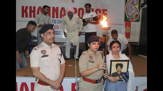 Khanna police officials during the event organised to raise awareness about drugs in Ludhiana on Wednesday. (HT Photo)