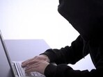 Cyber criminal extorts  <span class='webrupee'>₹</span>2.2L from Bengaluru employee by claiming to be Delhi high court staffer