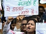 Doctors protest demanding justice against the alleged sexual assault and murder of a postgraduate trainee doctor of the Kolkata RG Kar Hospital, at Jantar Mantar in Delhi on Wednesday. (ANI) Doctors protest demanding justice against the alleged sexual assault and murder of a postgraduate trainee doctor of the Kolkata RG Kar Hospital, at Jantar Mantar in Delhi on Wednesday. (ANI)
