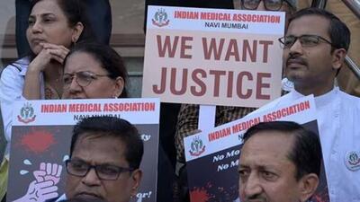 All Doctors Association protest against the rape-murder of a Kolkata trainee doctor on Wednesday (HT Photo/Bachchan Kumar) All Doctors Association protest against the rape-murder of a Kolkata trainee doctor on Wednesday (HT Photo/Bachchan Kumar)