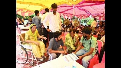 Doctors during the protest at PGI in Chandigarh on Thursday. (Keshav Singh/HT)