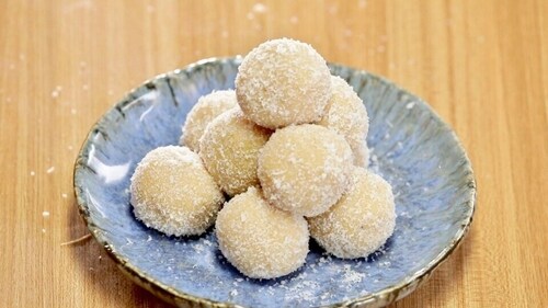 Coconut ladoos for Krishna Janmashtami. (Kunal Kapur) Coconut ladoos for Krishna Janmashtami. (Kunal Kapur)
