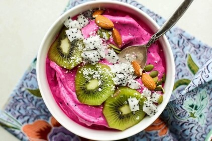Dragon fruit smoothie bowl (Photo: Sunkissed Kitchen - For representation purpose only) Dragon fruit smoothie bowl (Photo: Sunkissed Kitchen - For representation purpose only)